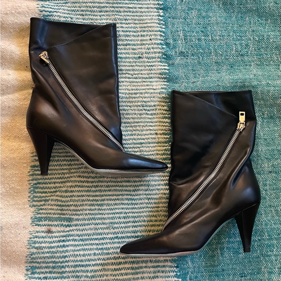 Givenchy Zippered Black Show Bootie - Picture 6 of 11